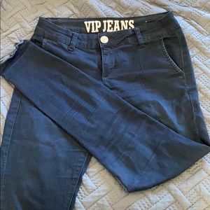 5/6 jeans. Gently worn. Great condition.